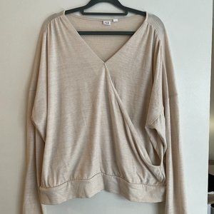 Gap Wrap Top - Size XL Tall